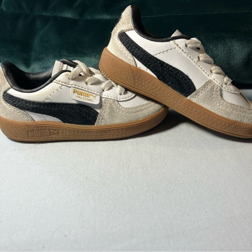 Puma Palermo Sneakers in Cream and Black